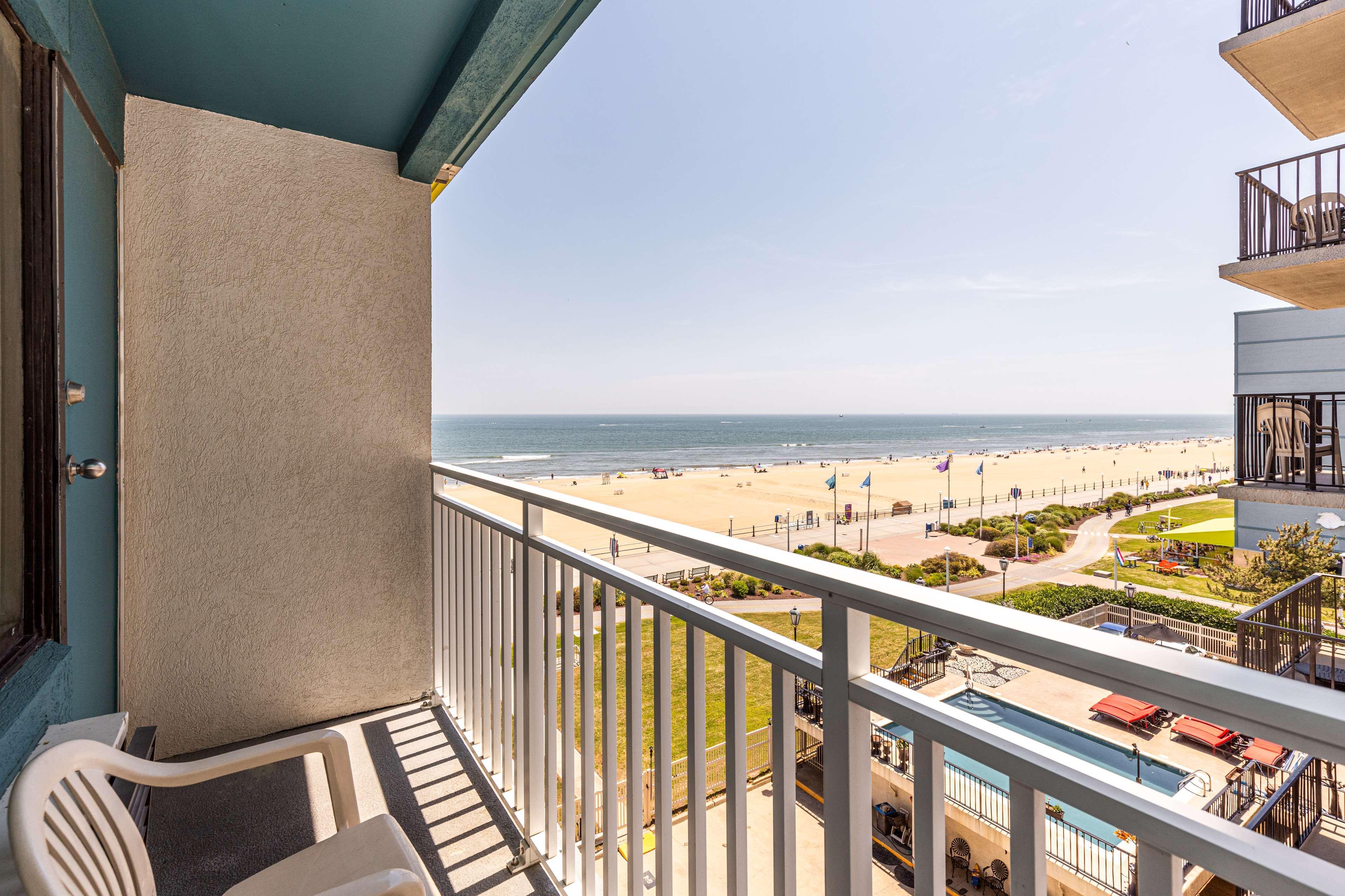 Sandcastle Resort Virginia Beach Exterior photo