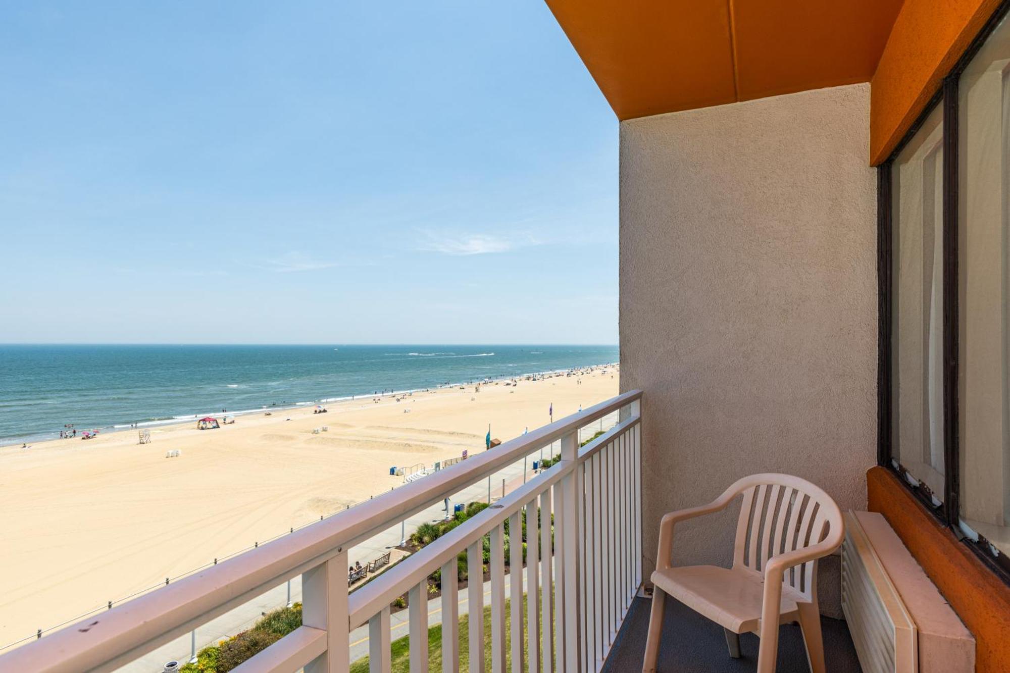 Sandcastle Resort Virginia Beach Room photo