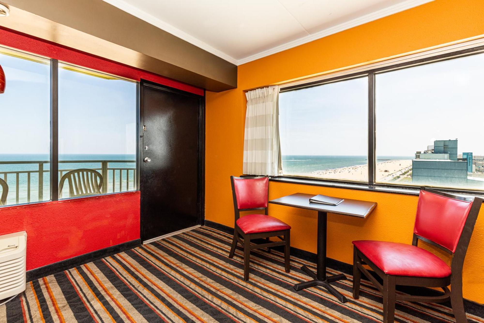 Sandcastle Resort Virginia Beach Room photo